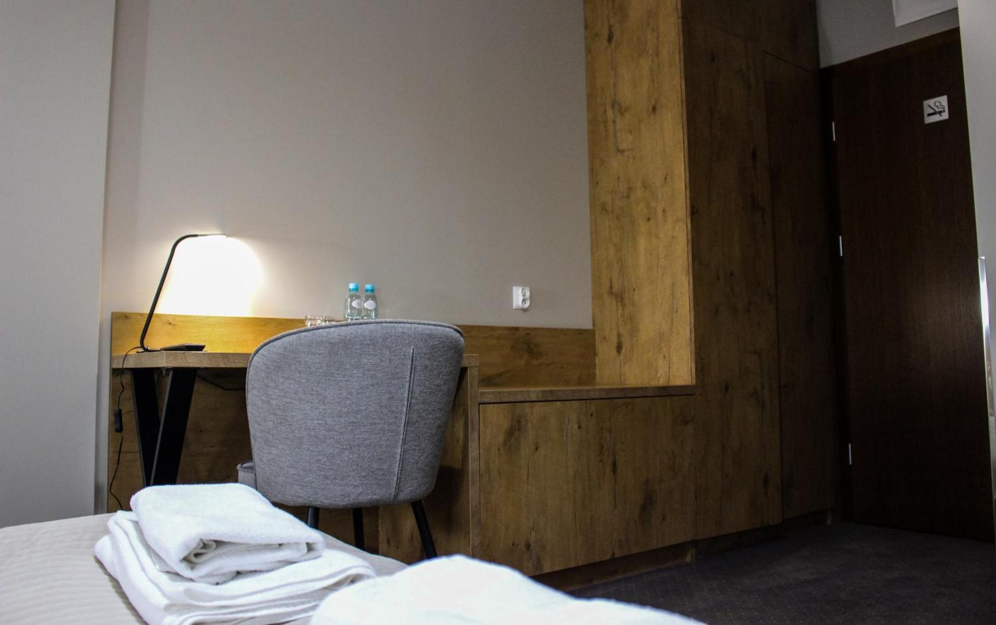Hotel Regina Radom Luaran gambar