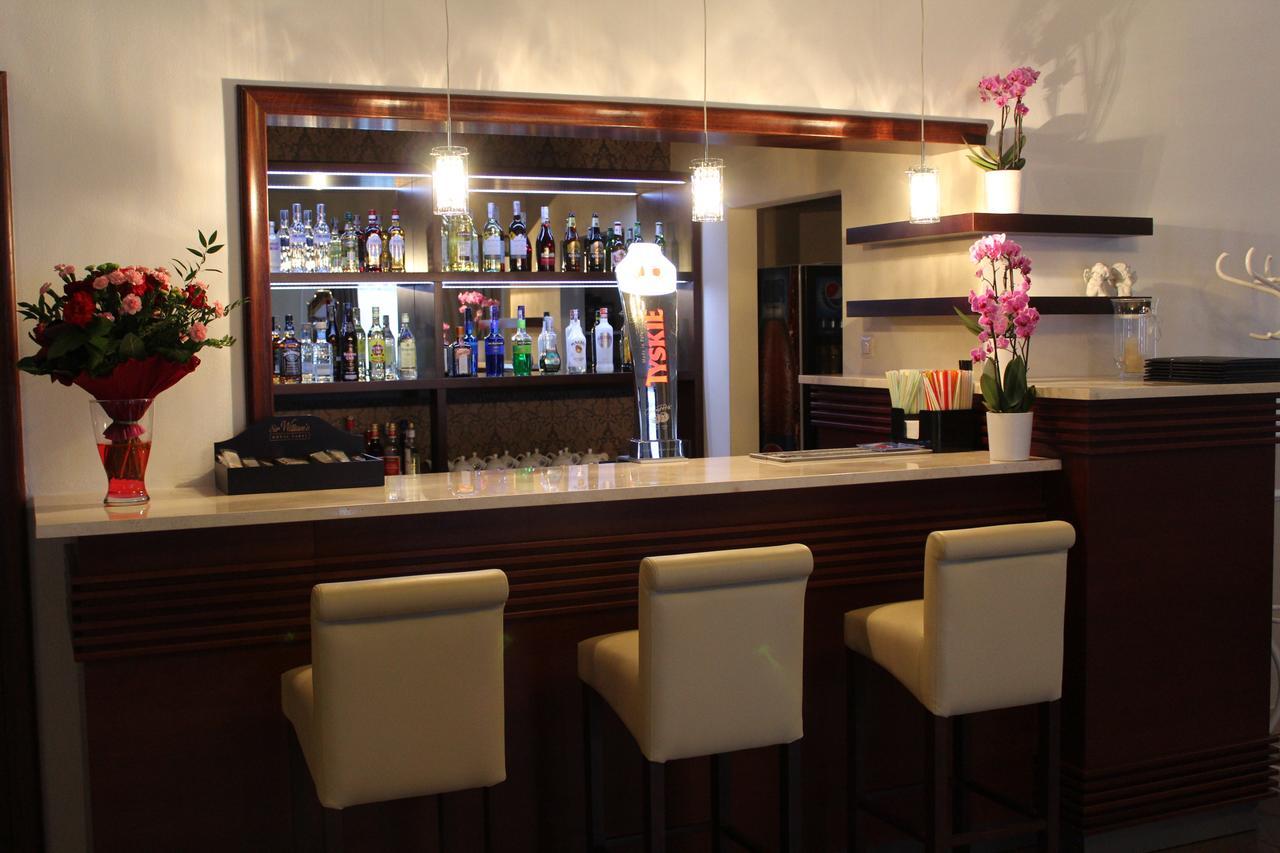 Hotel Regina Radom Luaran gambar